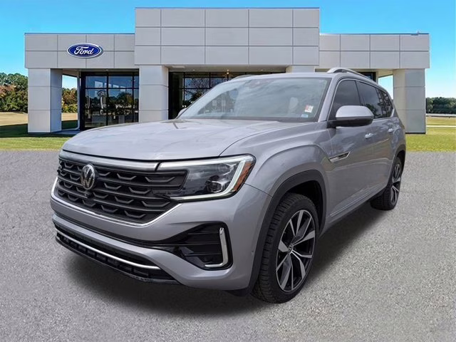 2024 Platinum Gray Metallic Volkswagen Atlas 2.0T SEL Premium R-Line AWD SUV