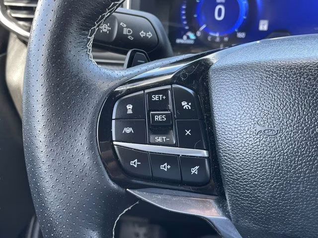 2023 White Metallic Ford Explorer ST 4X4 SUV