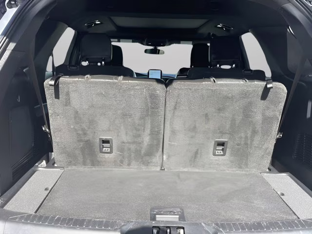 2023 White Metallic Ford Explorer ST 4X4 SUV