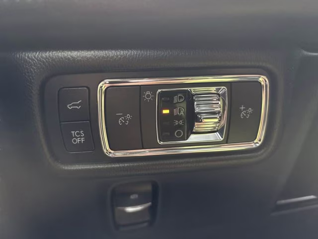 2022 Radiance Metallic Lincoln Nautilus Standard FWD SUV