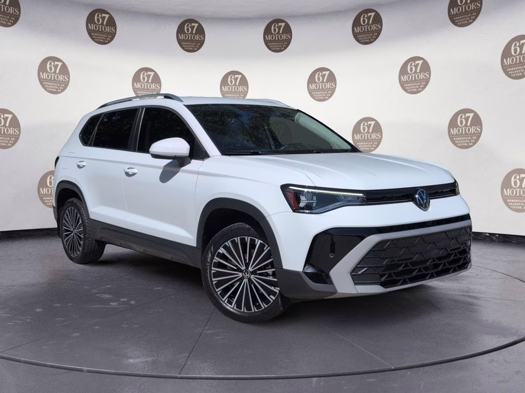 2025 White Volkswagen Taos 1.5T SE FWD SUV