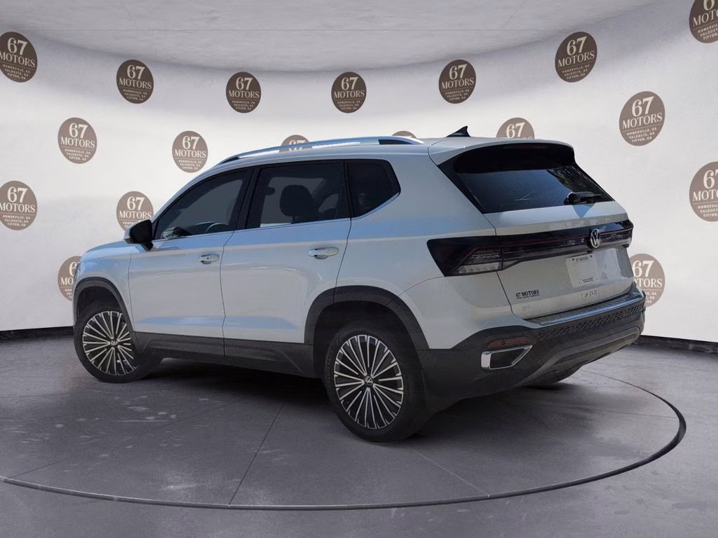 2025 White Volkswagen Taos 1.5T SE FWD SUV