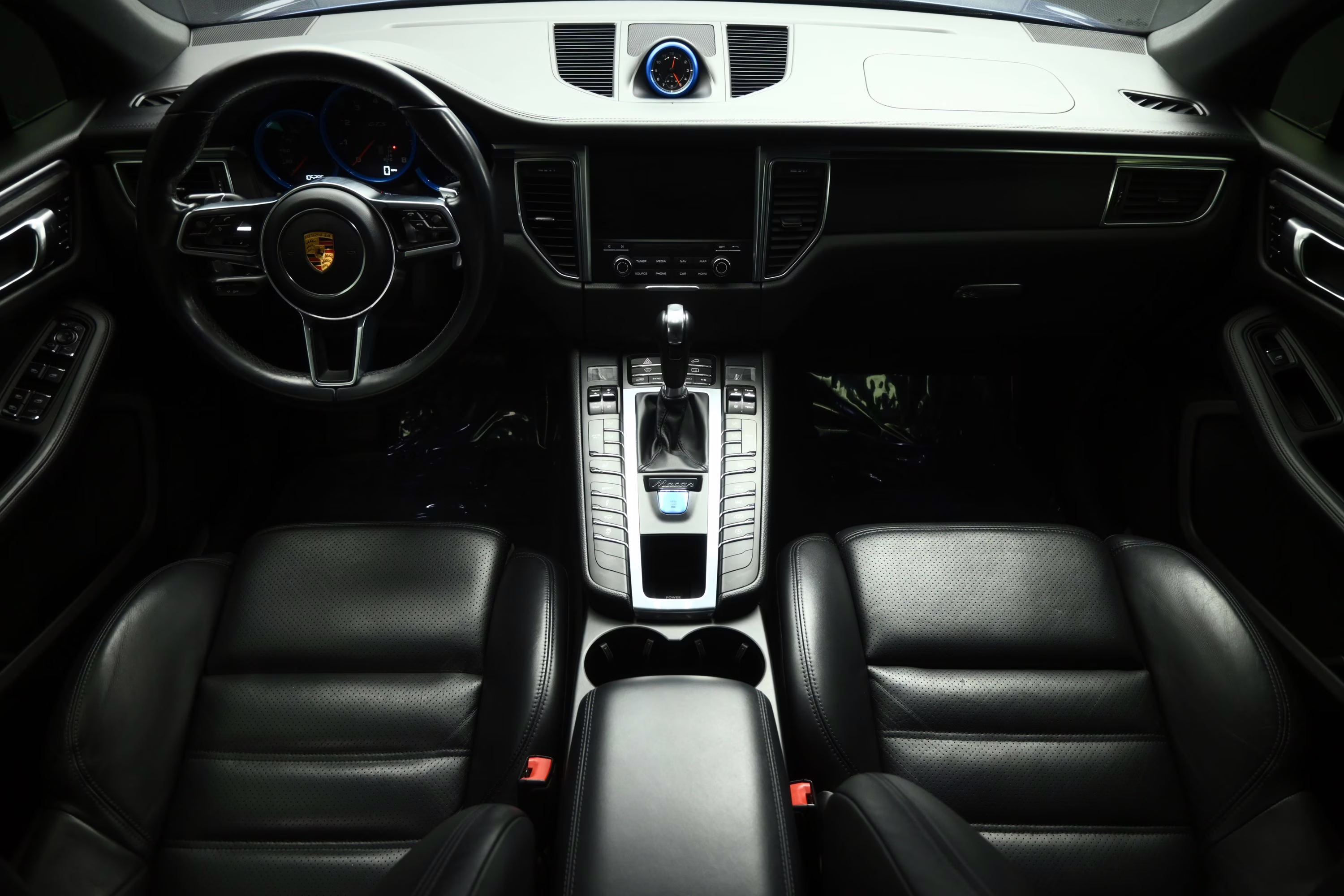 2018 Sapphire Blue Metallic Porsche Macan GTS AWD SUV