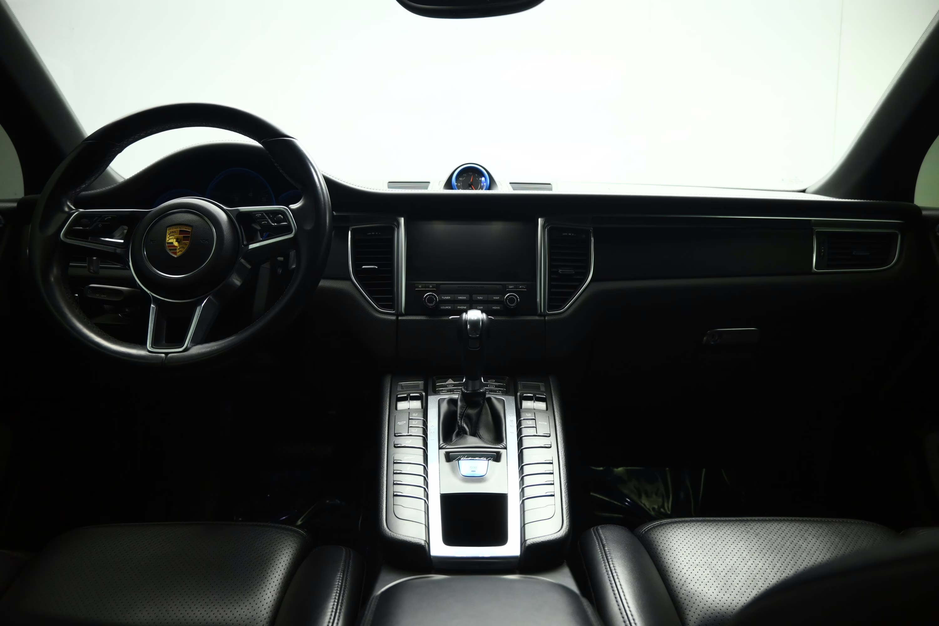 2018 Sapphire Blue Metallic Porsche Macan GTS AWD SUV