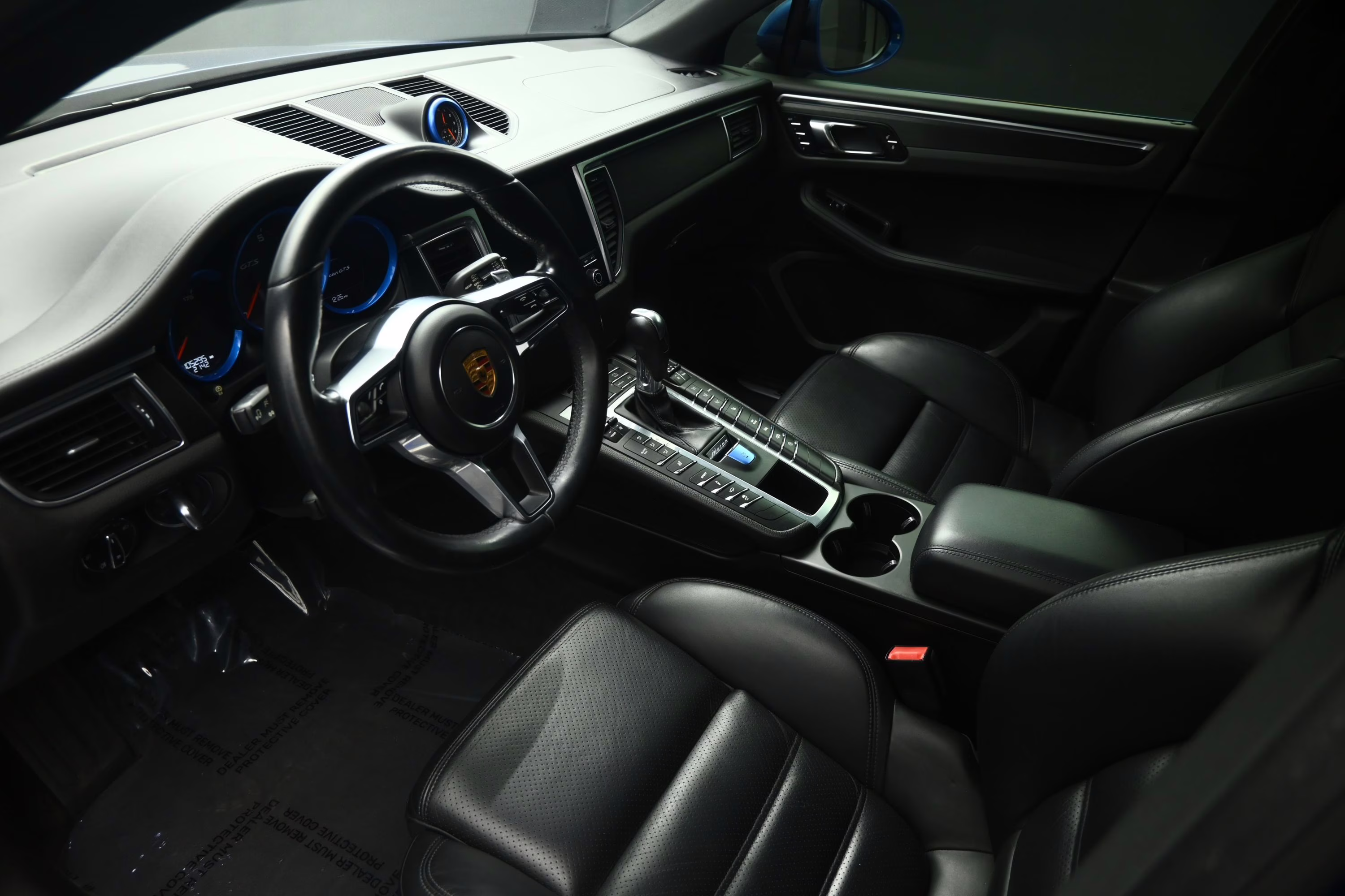 2018 Sapphire Blue Metallic Porsche Macan GTS AWD SUV