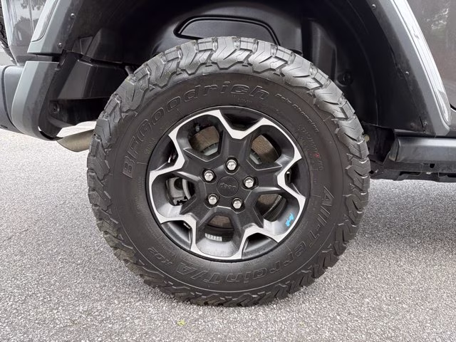 2023 Granite Crystal Metallic Clearcoat Jeep Wrangler 4xe Rubicon 4X4 Convertible
