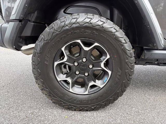 2023 Granite Crystal Metallic Clearcoat Jeep Wrangler 4xe Rubicon 4X4 Convertible