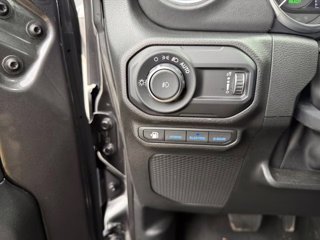 2023 Granite Crystal Metallic Clearcoat Jeep Wrangler 4xe Rubicon 4X4 Convertible