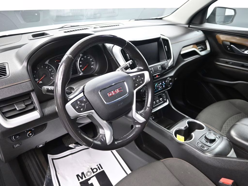 2020 Summit White GMC Terrain SLE FWD SUV