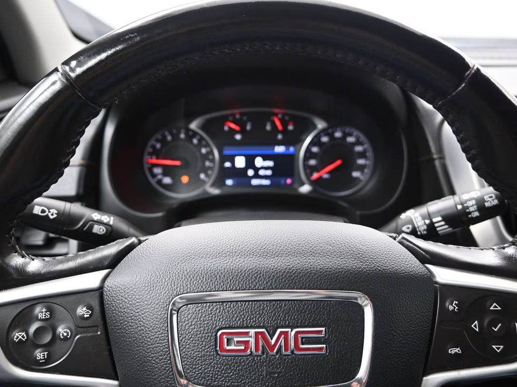 2020 Summit White GMC Terrain SLE FWD SUV