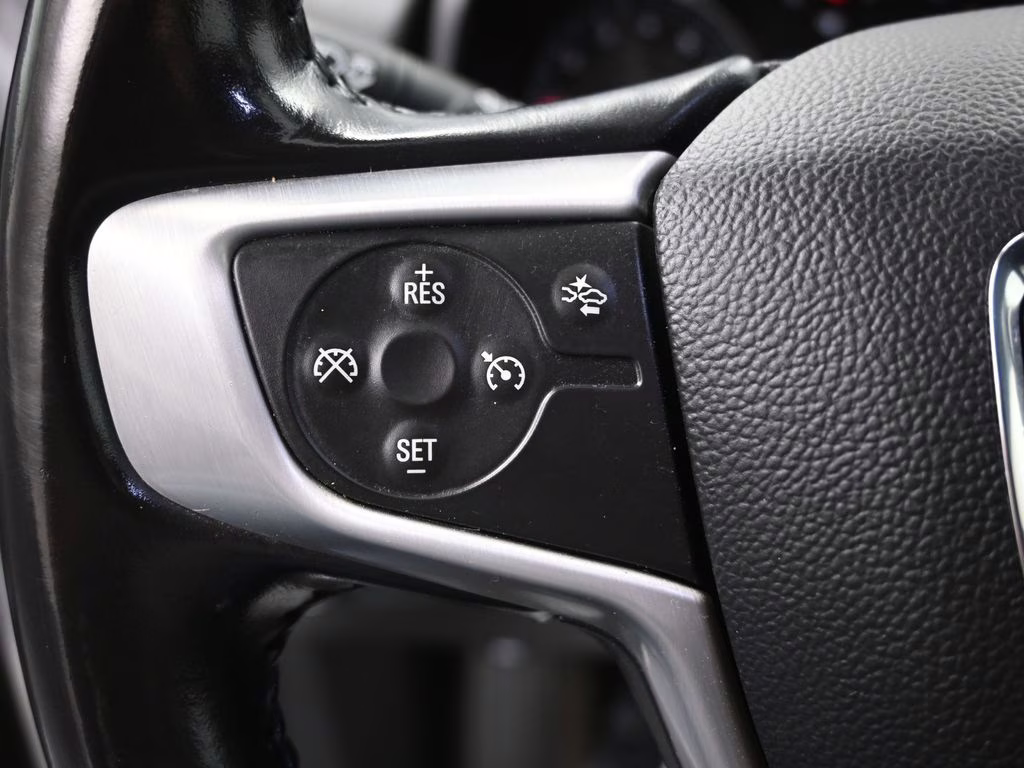 2020 Summit White GMC Terrain SLE FWD SUV