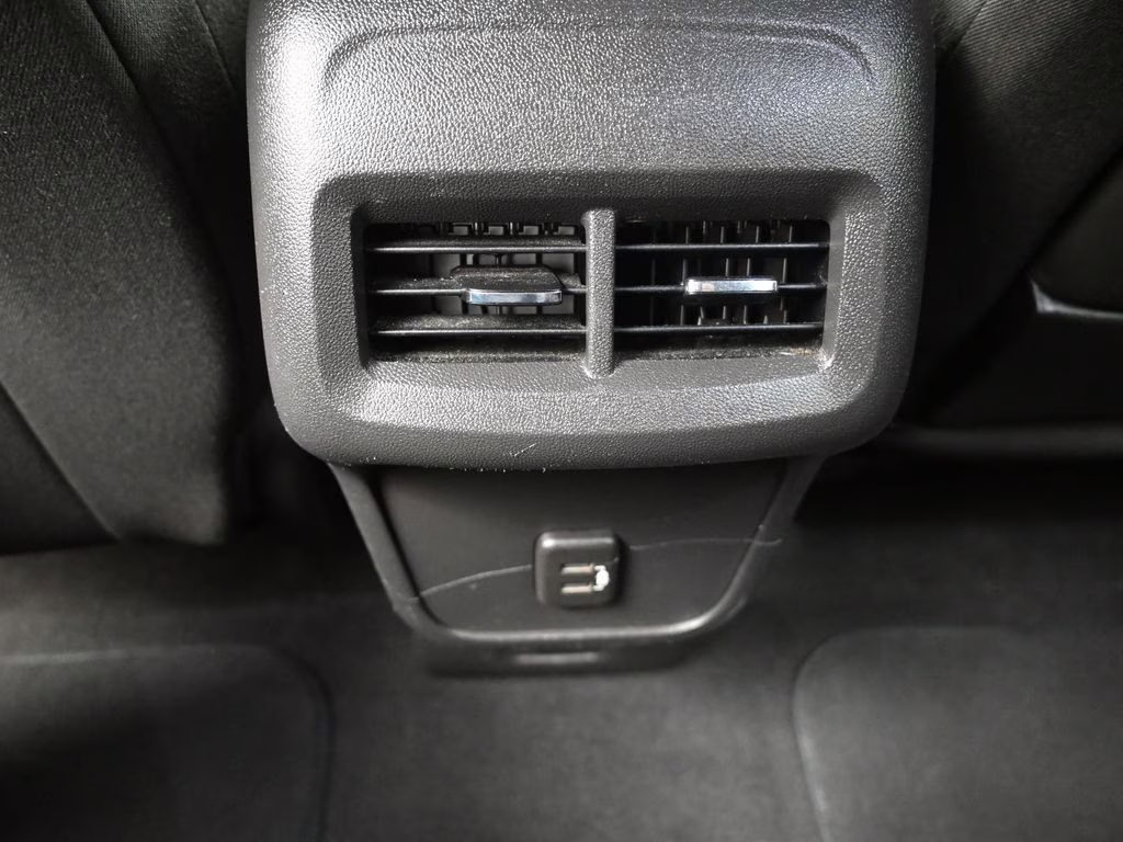 2020 Summit White GMC Terrain SLE FWD SUV