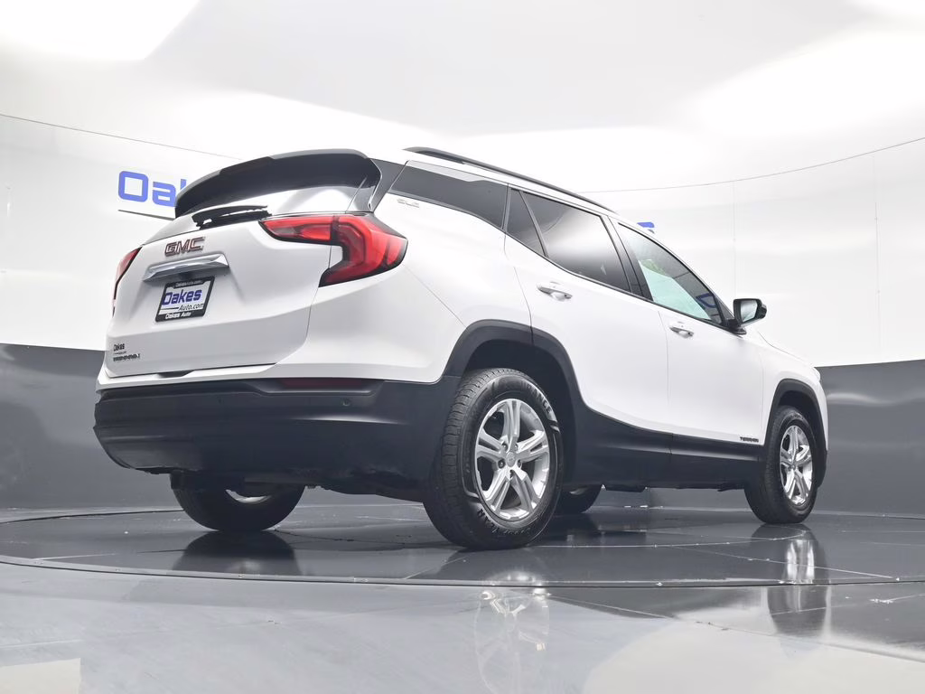 2020 Summit White GMC Terrain SLE FWD SUV