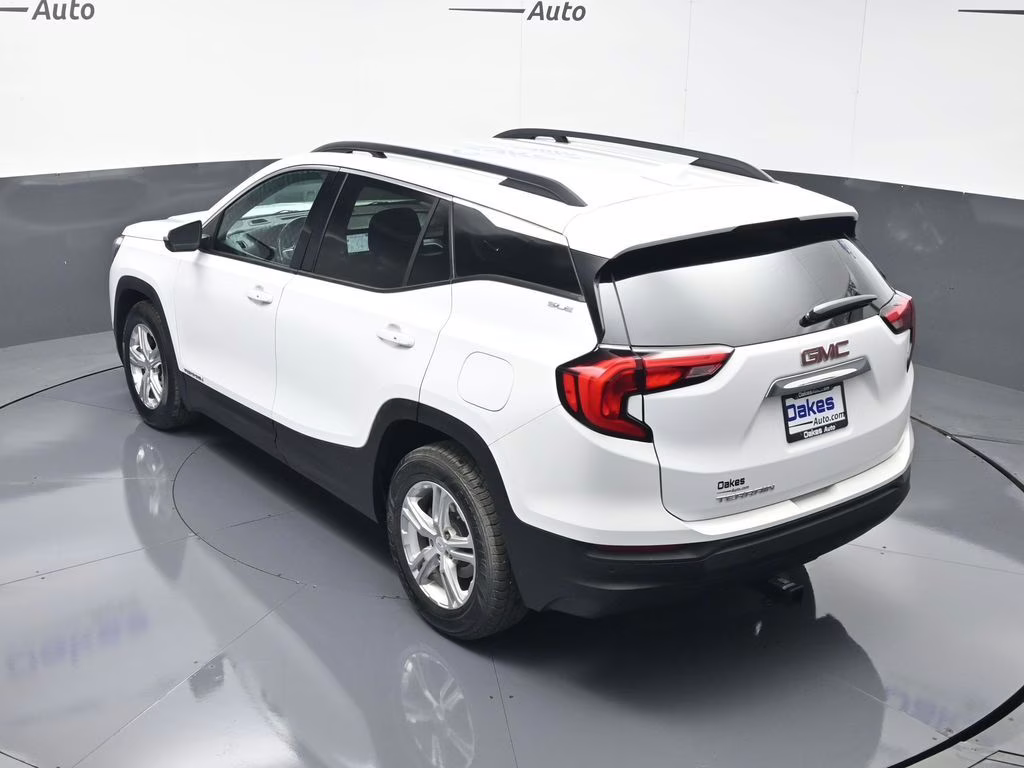 2020 Summit White GMC Terrain SLE FWD SUV