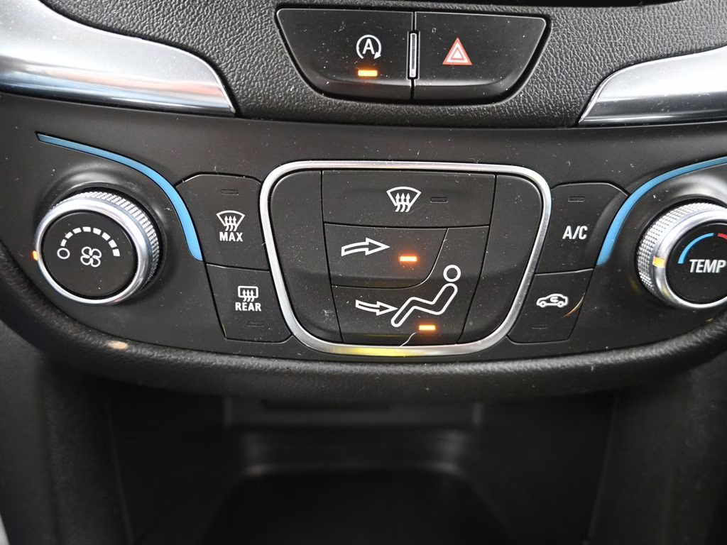 2022 Summit White Chevrolet Equinox LT FWD SUV