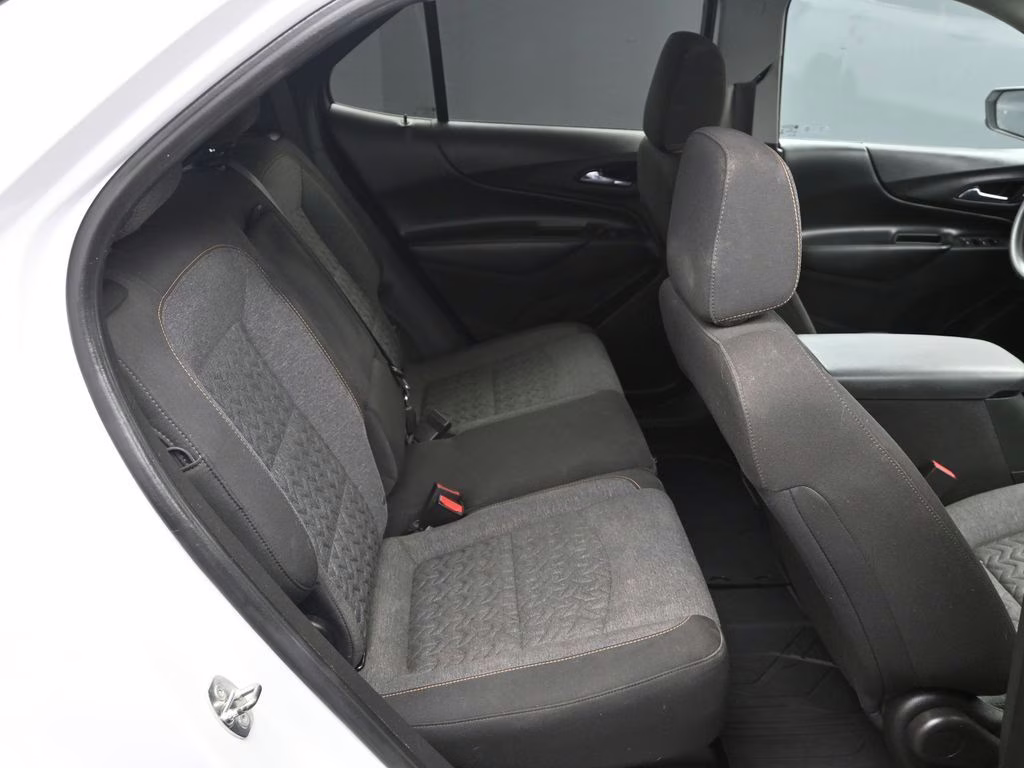 2022 Summit White Chevrolet Equinox LT FWD SUV