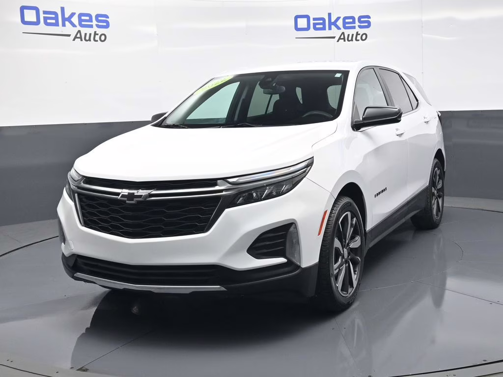 2022 Summit White Chevrolet Equinox LT FWD SUV
