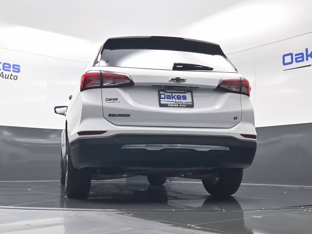 2022 Summit White Chevrolet Equinox LT FWD SUV