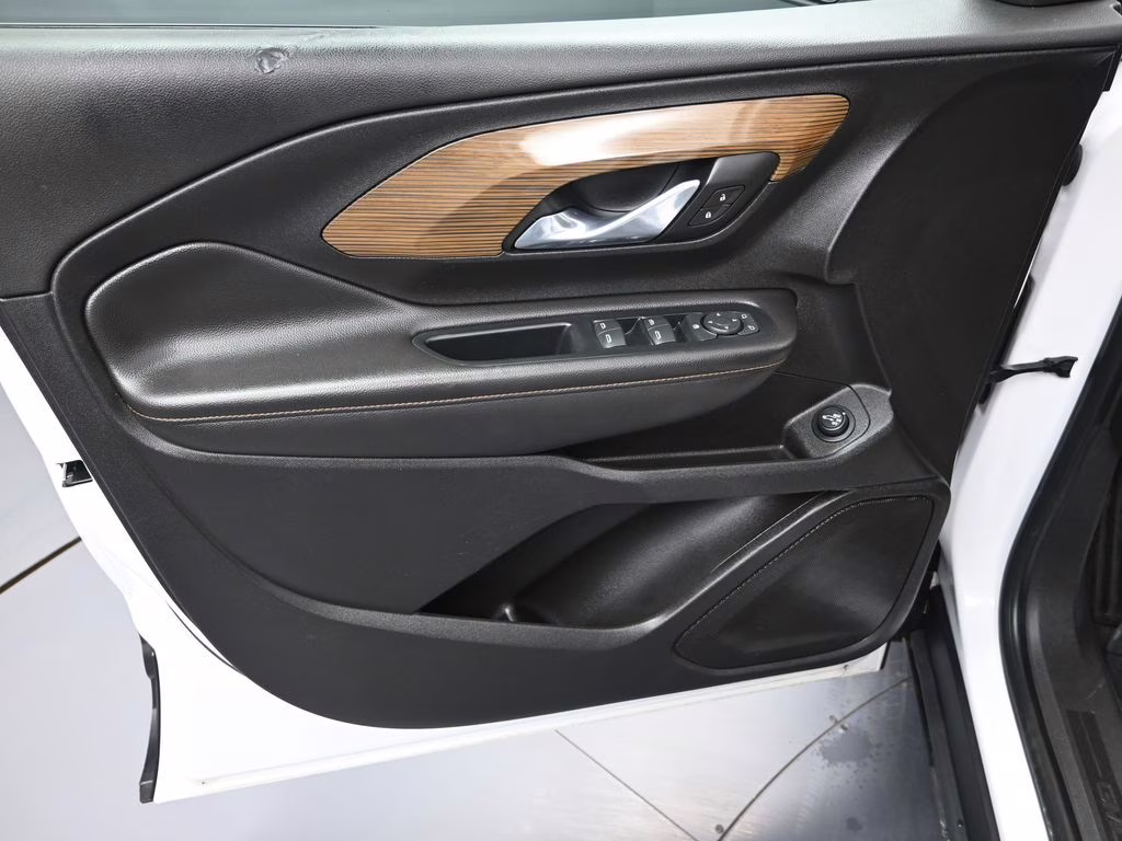 2020 Summit White GMC Terrain SLE FWD SUV