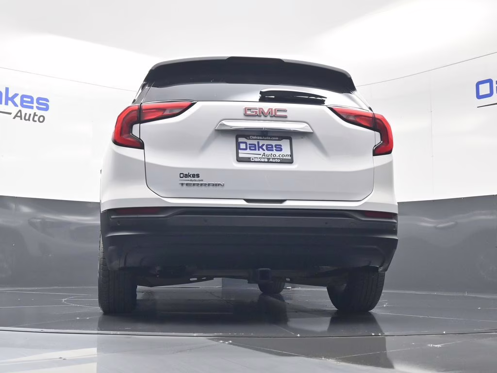 2020 Summit White GMC Terrain SLE FWD SUV