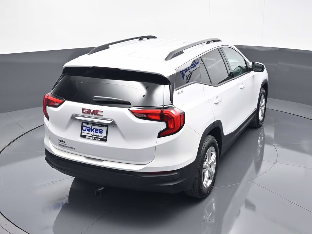 2020 Summit White GMC Terrain SLE FWD SUV