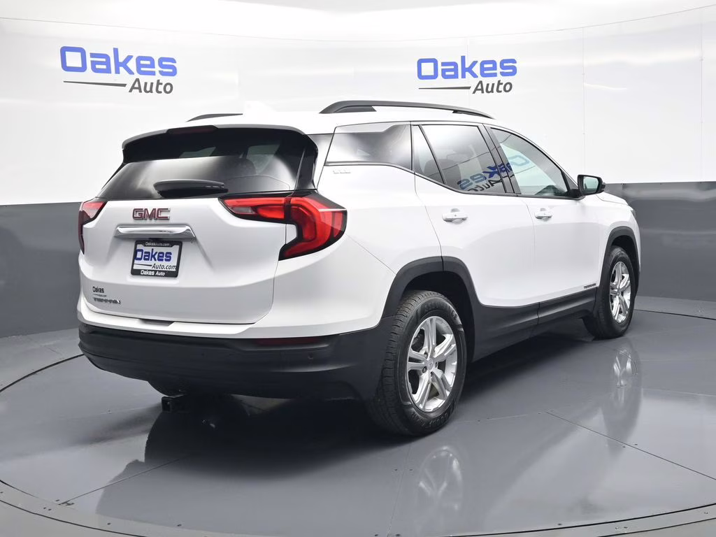 2020 Summit White GMC Terrain SLE FWD SUV