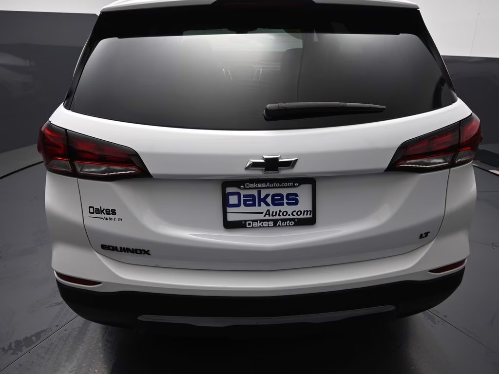 2022 Summit White Chevrolet Equinox LT FWD SUV