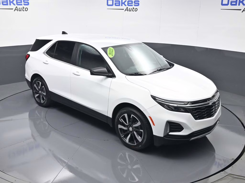 2022 Summit White Chevrolet Equinox LT FWD SUV