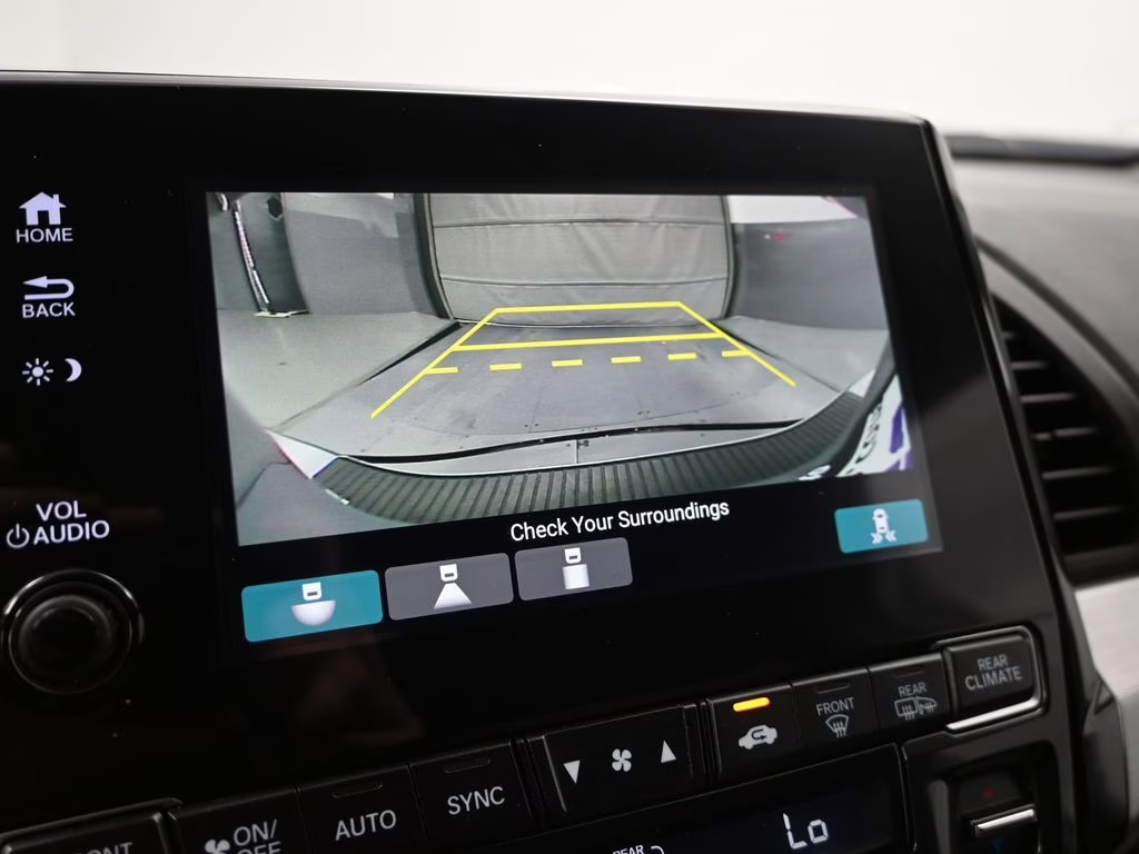 2021 Lunar Silver Metallic Honda Odyssey EX-L FWD Van