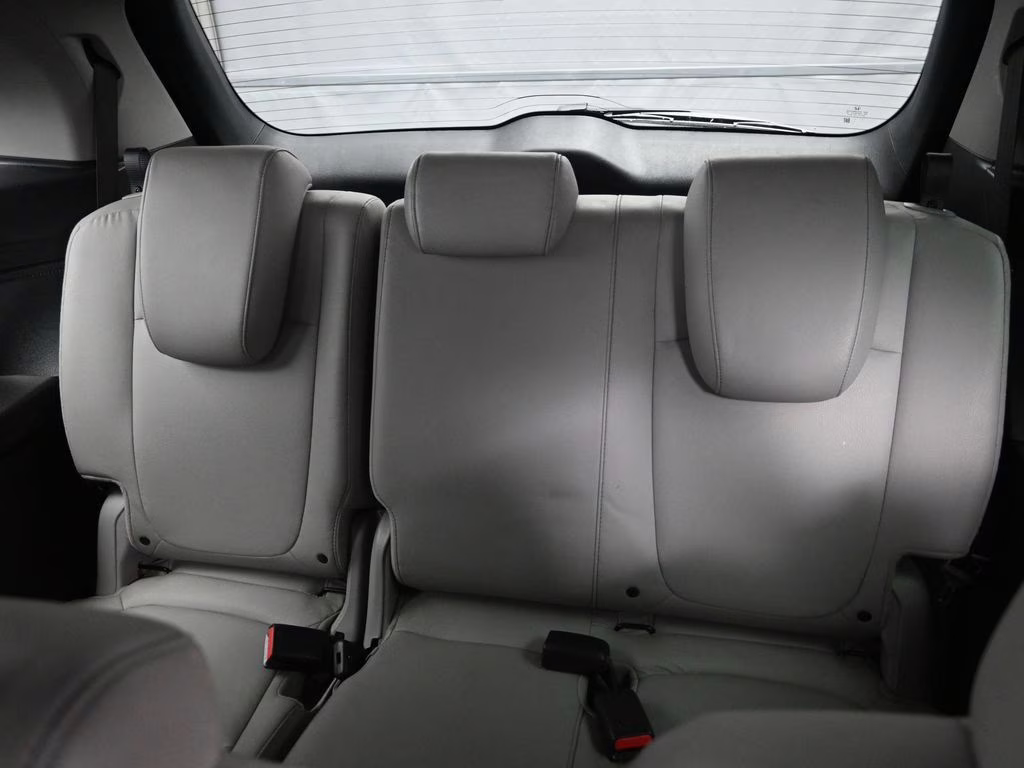 2021 Lunar Silver Metallic Honda Odyssey EX-L FWD Van