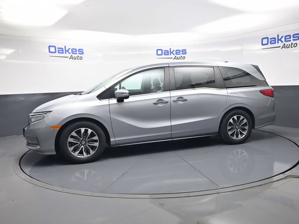 2021 Lunar Silver Metallic Honda Odyssey EX-L FWD Van
