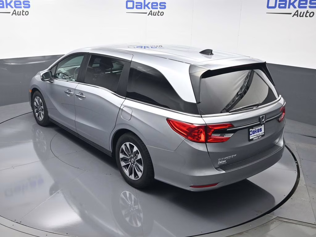 2021 Lunar Silver Metallic Honda Odyssey EX-L FWD Van