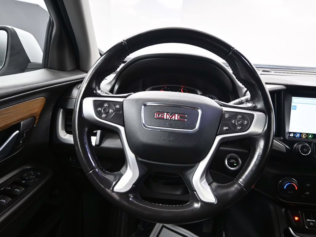 2020 Summit White GMC Terrain SLE FWD SUV