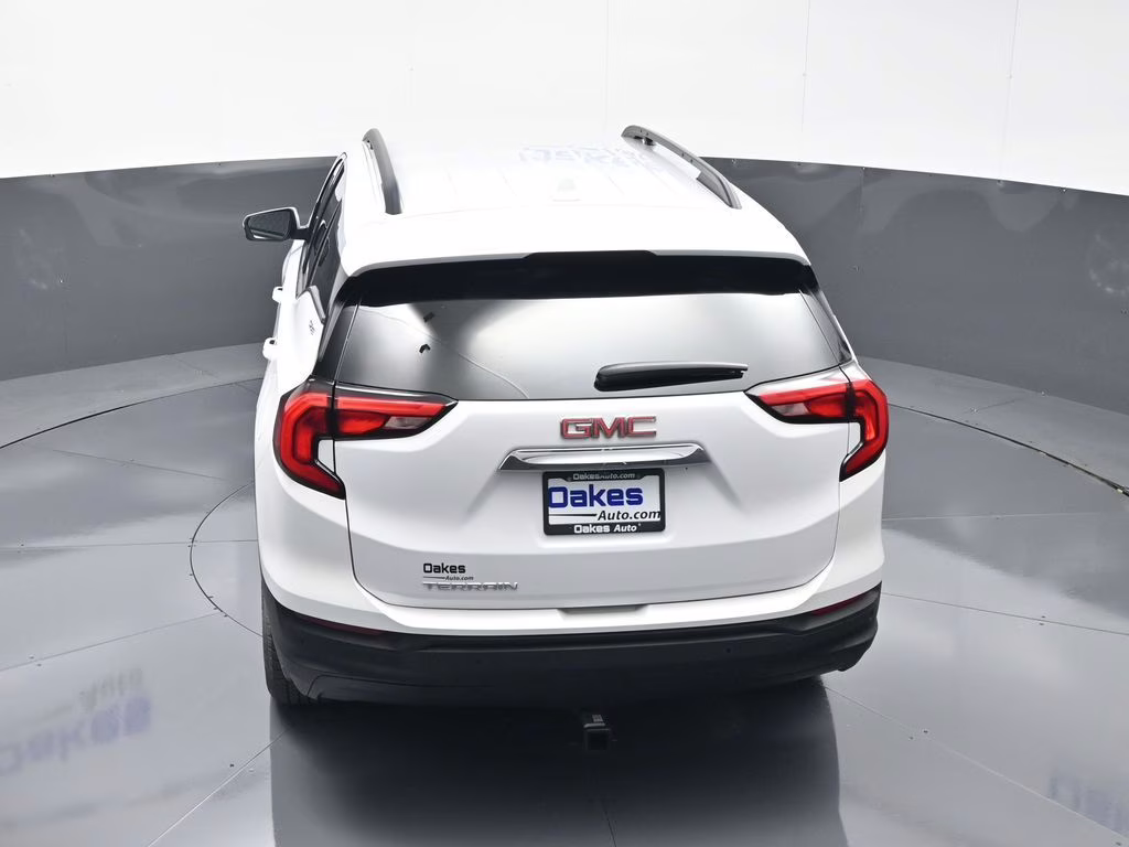 2020 Summit White GMC Terrain SLE FWD SUV