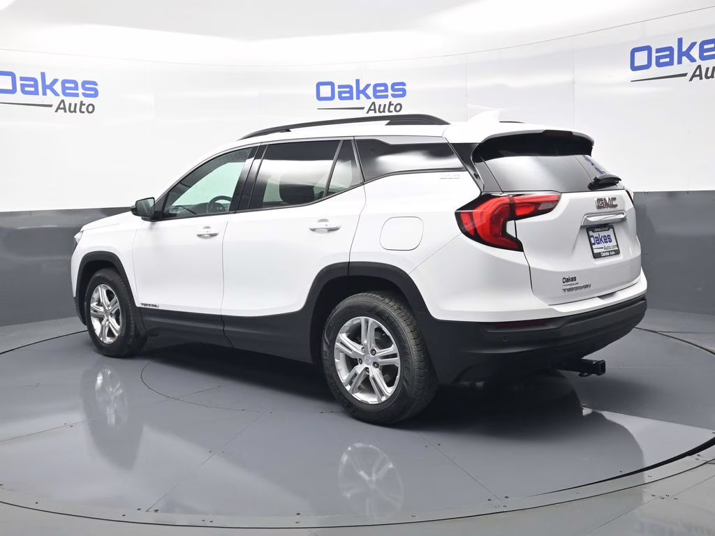 2020 Summit White GMC Terrain SLE FWD SUV