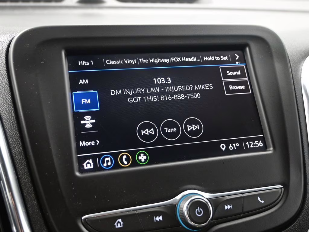 2022 Summit White Chevrolet Equinox LT FWD SUV