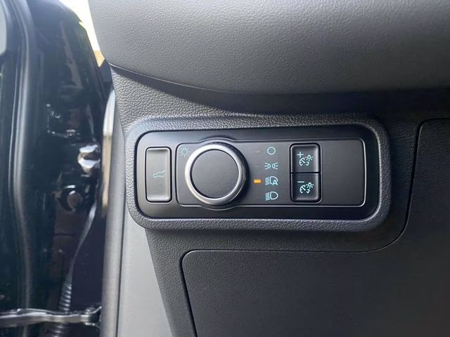 2025 Black Metallic Ford Explorer Active RWD SUV