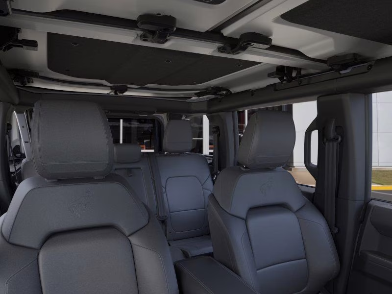 2026 Avalanche Ford Bronco Outer Banks 4X4 SUV