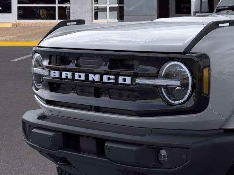 2026 Avalanche Ford Bronco Outer Banks 4X4 SUV