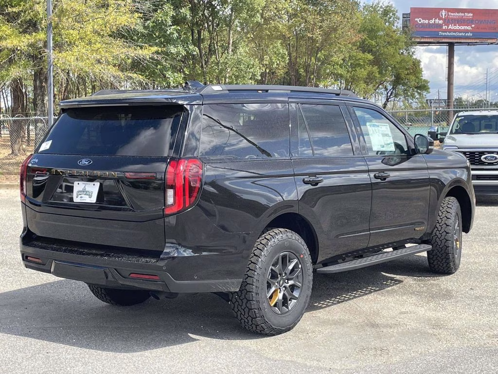 2026 Agate Black Metallic Ford Expedition Tremor 4X4 SUV