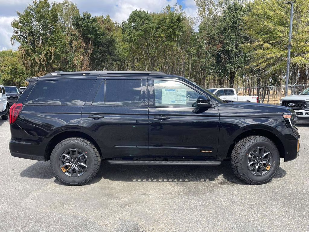 2026 Agate Black Metallic Ford Expedition Tremor 4X4 SUV