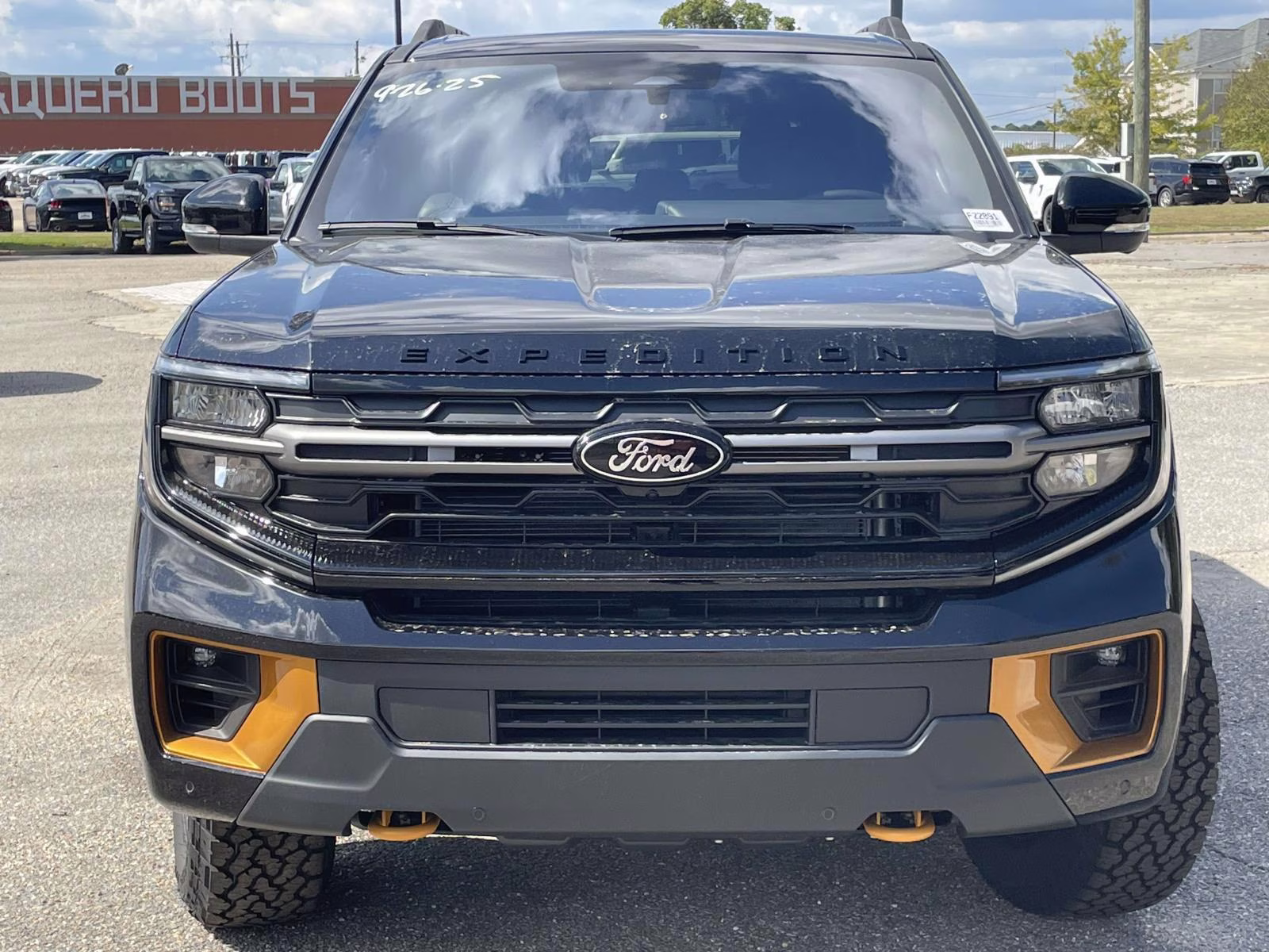 2026 Agate Black Metallic Ford Expedition Tremor 4X4 SUV