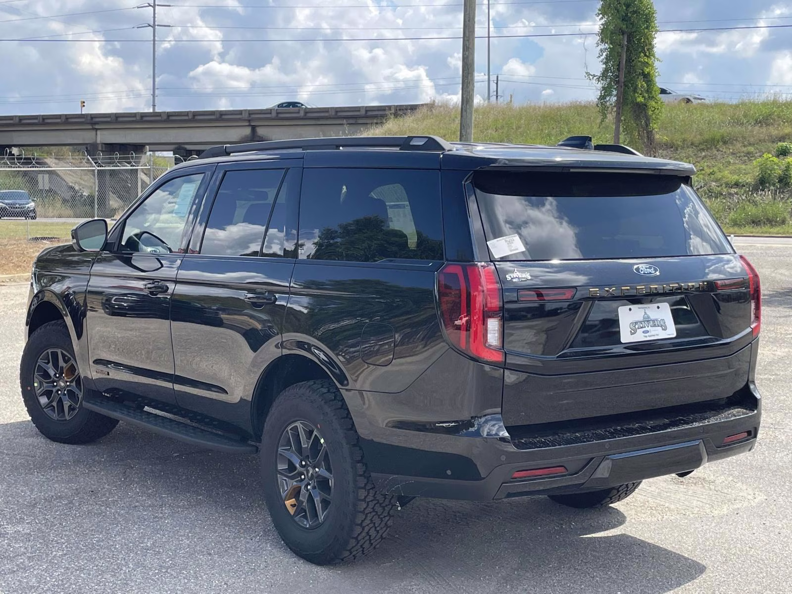 2026 Agate Black Metallic Ford Expedition Tremor 4X4 SUV