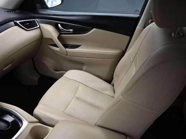 2016 Arctic Blue Metallic Nissan Rogue SL FWD SUV