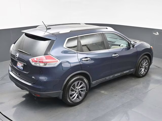 2016 Arctic Blue Metallic Nissan Rogue SL FWD SUV