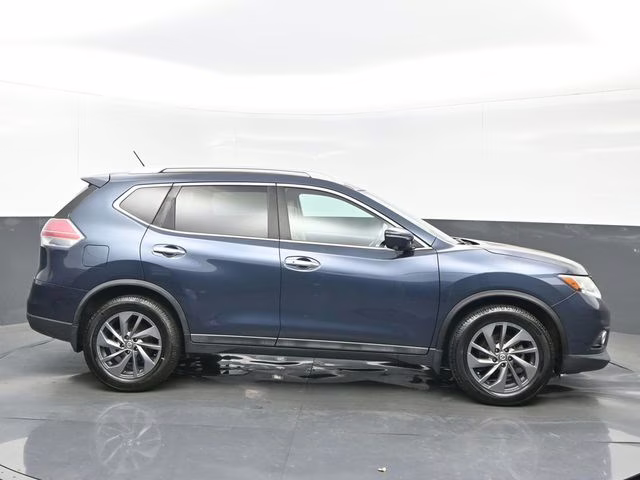 2016 Arctic Blue Metallic Nissan Rogue SL FWD SUV