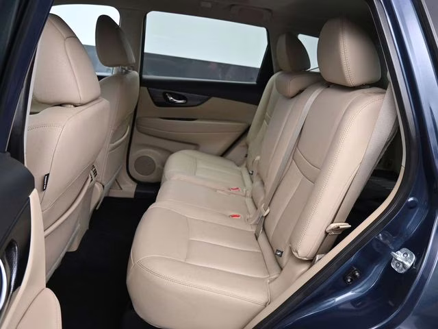 2016 Arctic Blue Metallic Nissan Rogue SL FWD SUV