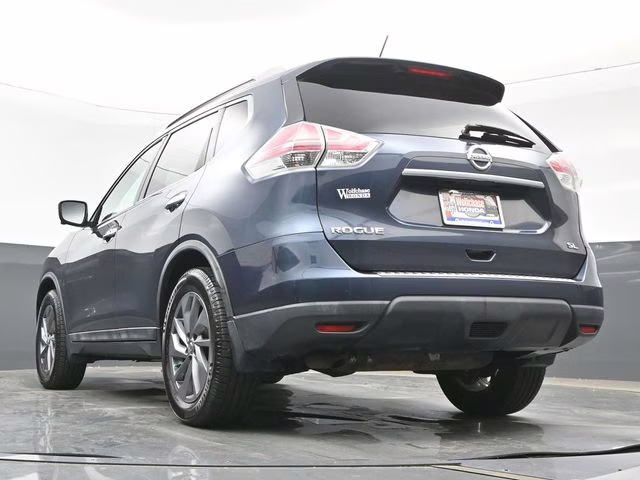 2016 Arctic Blue Metallic Nissan Rogue SL FWD SUV