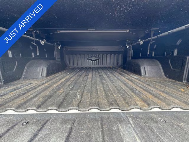 2021 Summit White Chevrolet Silverado 1500 RST 4X4 Truck