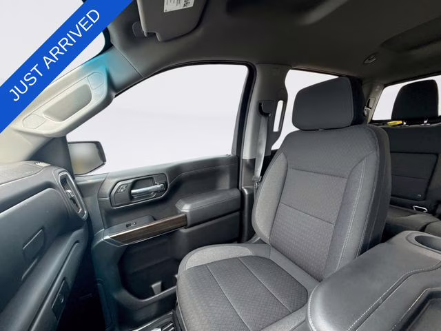 2021 Summit White Chevrolet Silverado 1500 RST 4X4 Truck